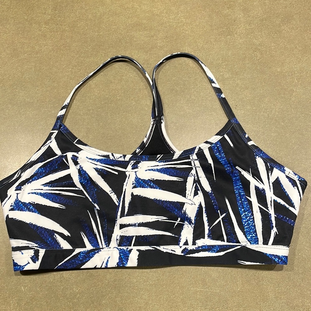Fabletics sports bra